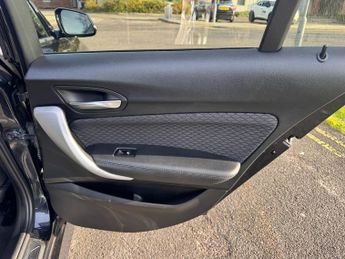 BMW 1 SERIES 125i M SPORT