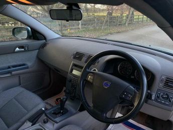 Volvo S40 2.4i S Geartronic 4dr