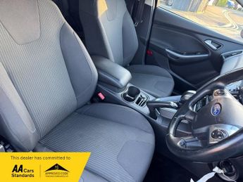 Ford Focus 1.6 Titanium Powershift Euro 5 5dr