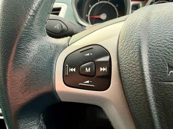 Ford Fiesta ZETEC P/SENSORS+BLUETOOTH+FSH