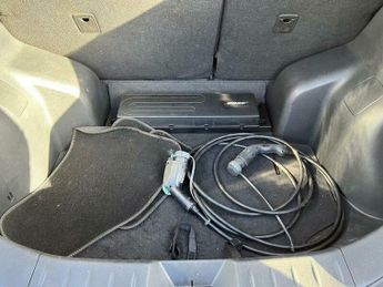 Nissan Leaf 24kWh Tekna Auto 5dr