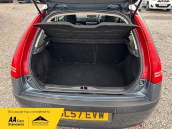 Citroen C4 COOL I 16V + 2 KEYS + FULL SERVICE HISTORY + CAMBELT CHANGED AT 