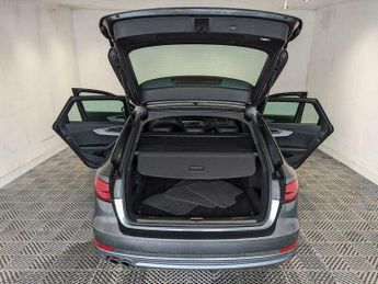 Audi A4 Avant 2.0 TDI ultra S line S Tronic Euro 6 (s/s) 5dr