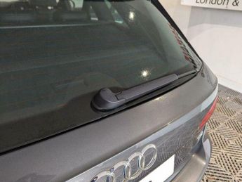 Audi A4 Avant 2.0 TDI ultra S line S Tronic Euro 6 (s/s) 5dr