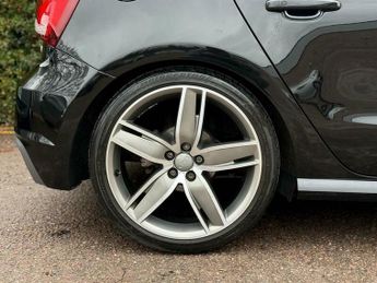 Audi A1 1.4 TFSI CoD S line Sportback S Tronic Euro 6 (s/s) 5dr