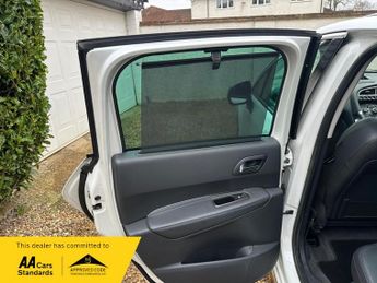 Peugeot 3008 HYBRID4