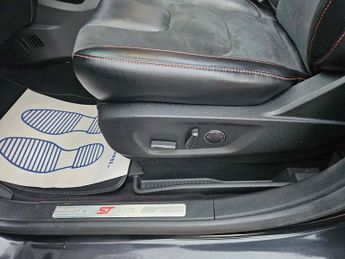 Ford Edge ST-LINE ECOBLUE