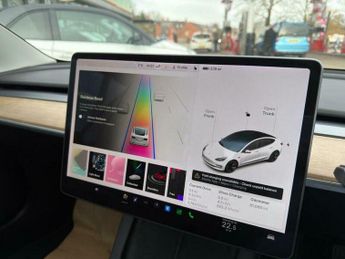 Tesla Model 3 (Dual Motor) Long Range Auto 4WDE 4dr