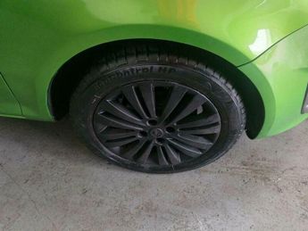 Vauxhall Corsa 1.2 16V Excite Euro 5 3dr (A/C)