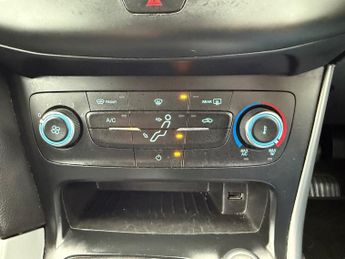 Ford Focus ZETEC TDCI