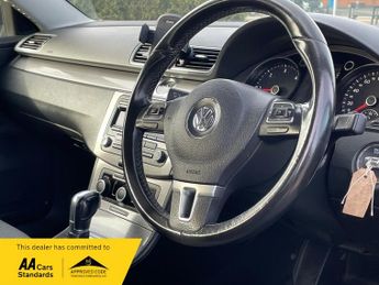 Volkswagen Passat 2.0 TDI BlueMotion Tech SE Estate 5dr Diesel DSG Euro 5 (s/s) (1