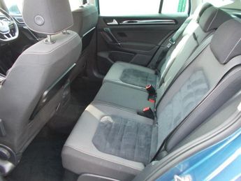 Volkswagen Golf 2.0 TDI BlueMotion Tech GT MPV 5dr Diesel DSG Euro 6 (s/s) (150 