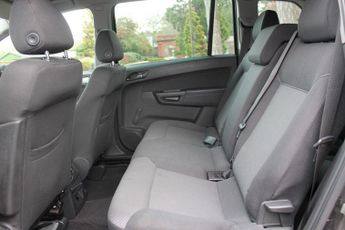 Vauxhall Zafira EXCLUSIV