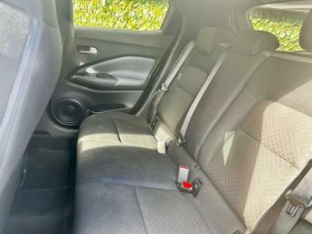 Nissan Juke 1.0 DIG-T N-Connecta DCT Auto Euro 6 (s/s) 5dr
