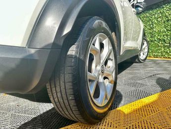 Nissan Juke 1.0 DIG-T N-Connecta DCT Auto Euro 6 (s/s) 5dr