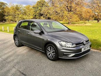 Volkswagen Golf TDi 1.6 TDI SE Nav DSG Euro 6 (s/s) 5dr