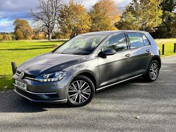 Volkswagen Golf 1.6 TDI SE Nav DSG Euro 6 (s/s) 5dr