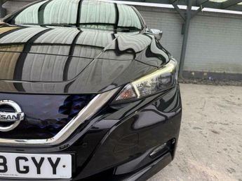 Nissan Leaf 40kWh Acenta Auto 5dr