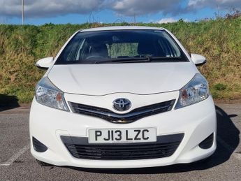 Toyota Yaris VVT-I TR AUTOMATIC