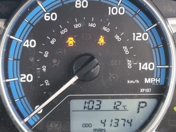 Toyota Yaris VVT-I SPORT M-DRIVE S HYBRID AUTOMATIC