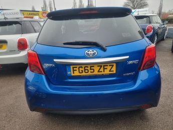 Toyota Yaris VVT-I SPORT M-DRIVE S HYBRID AUTOMATIC