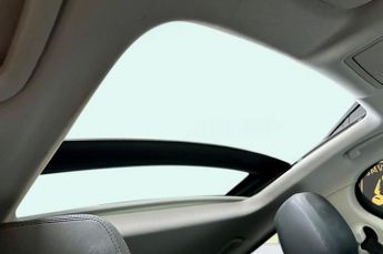 Jaguar XE PORTFOLIO AWD