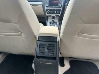 Skoda Octavia 1.4 TSI Elegance DSG Euro 4 5dr