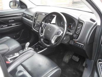 Mitsubishi Outlander 2.0h 12kWh GX4hs CVT 4WD Euro 6 (s/s) 5dr