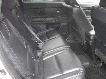 Mitsubishi Outlander 2.0h 12kWh GX4hs CVT 4WD Euro 6 (s/s) 5dr