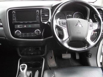 Mitsubishi Outlander 2.0h 12kWh GX4hs CVT 4WD Euro 6 (s/s) 5dr