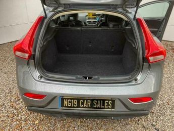 Volvo V40 2.0 D2 SE Lux Auto Euro 6 (s/s) 5dr