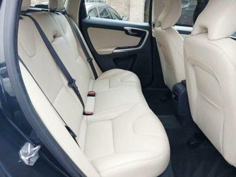 Volvo XC60 2.0 T5 SE Nav Auto Euro 6 (s/s) 5dr