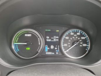 Mitsubishi Outlander PHEV 4HS
