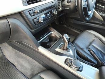 BMW 3 SERIES 320d XDRIVE SE