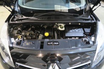 Renault Scenic DYNAMIQUE TOMTOM ENERGY DCI S/S 110