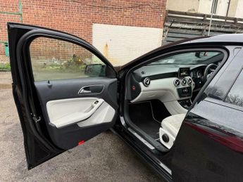 Mercedes-Benz A Class 2.1 A200 CDI Sport 7G-DCT Euro 6 (s/s) 5dr