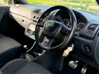 Skoda Fabia 1.4 TSI vRS DSG Euro 5 5dr