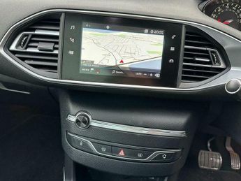 Peugeot 308 1.2 PureTech Allure EAT Euro 6 (s/s) 5dr