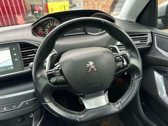 Peugeot 308 1.2 PureTech Allure EAT Euro 6 (s/s) 5dr