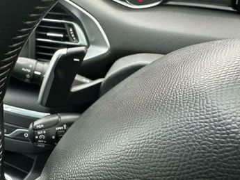 Peugeot 308 1.2 PureTech Allure EAT Euro 6 (s/s) 5dr
