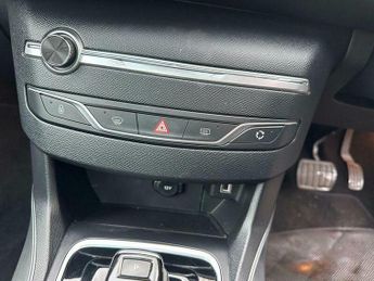 Peugeot 308 1.2 PureTech Allure EAT Euro 6 (s/s) 5dr