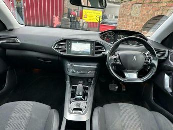 Peugeot 308 1.2 PureTech Allure EAT Euro 6 (s/s) 5dr