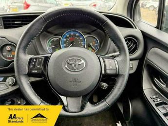 Toyota Yaris 1.5 VVT-h Excel Hatchback 5dr Petrol Hybrid E-CVT Euro 6 (15in A