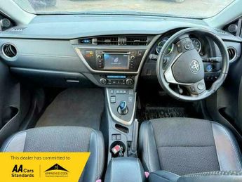 Toyota Auris 1.8 VVT-h Excel Hatchback 5dr Petrol Hybrid CVT Euro 5 (s/s) (13
