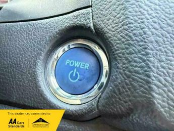 Toyota Auris 1.8 VVT-h Excel Hatchback 5dr Petrol Hybrid CVT Euro 5 (s/s) (13