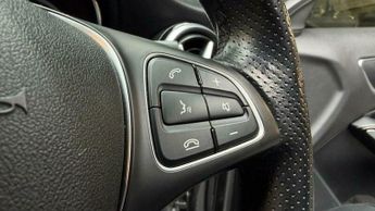 Mercedes-Benz C Class 1.6 GLA180 Urban Edition 7G-DCT Euro 6 (s/s) 5dr