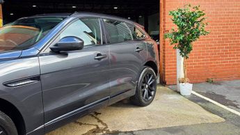 Jaguar F-Pace 3.0 V6 S Auto AWD Euro 6 (s/s) 5dr