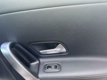 Mercedes-Benz A Class 2.0 A200d Sport 8G-DCT Euro 6 (s/s) 5dr