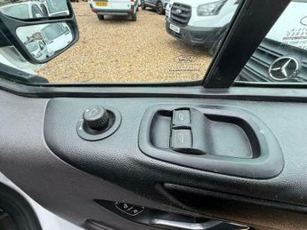 Ford Transit Custom 1.0 340 EcoBoost 13.6kWh Trend Auto L1 H1 Euro 6 5dr
