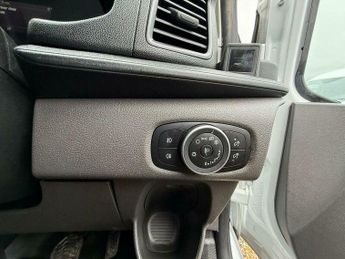 Ford Transit Custom 1.0 340 EcoBoost 13.6kWh Trend Auto L1 H1 Euro 6 5dr